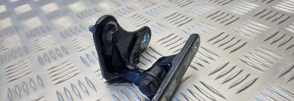 Mercedes-Benz S W220 Front door upper hinge ES0504