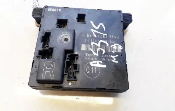 Mercedes-Benz E W211 Door control unit/module 2118201626