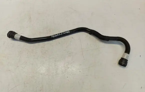 Tesla Model 3 Engine coolant pipe/hose 1077603-00-f