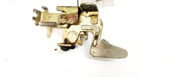 Engine bonnet (hood) release handle