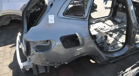 BMW 2 Active Tourer U06 Rear quarter panel 