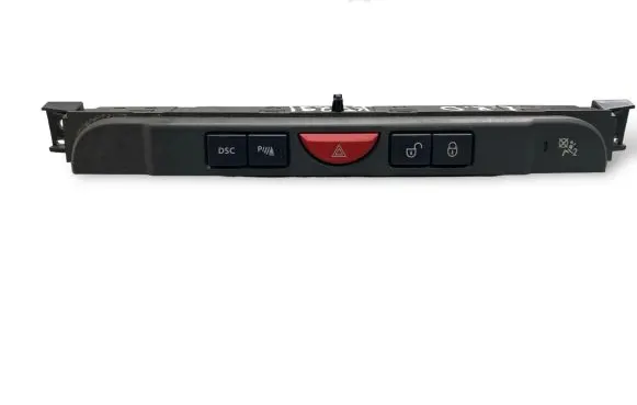 Land Rover Discovery 3 - LR3 Hazard light switch YUL500400WUX 061004 YUL500400