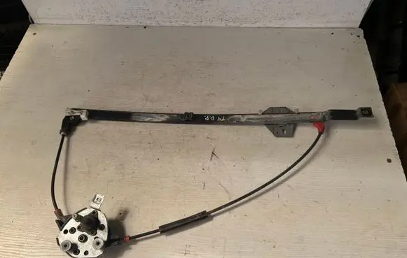 Volkswagen Transporter - Caravelle T4 Front door manual window regulator 701837502F