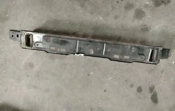 Peugeot 308 Bottom radiator support slam panel 8907638001