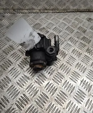 Volkswagen Golf IV Power steering pump 1J0422154A