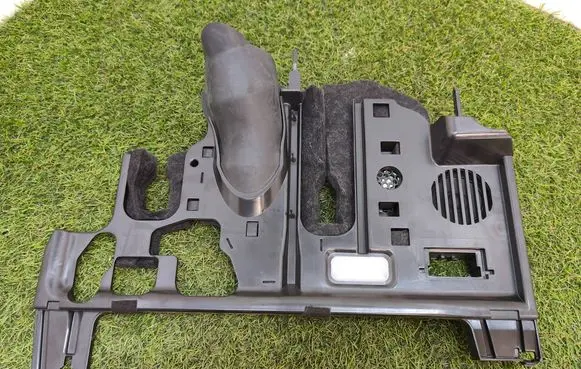 Audi A5 8T 8F Dashboard lower bottom trim panel 8W1863083E 2004170609 L110723