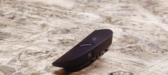 Central locking switch button