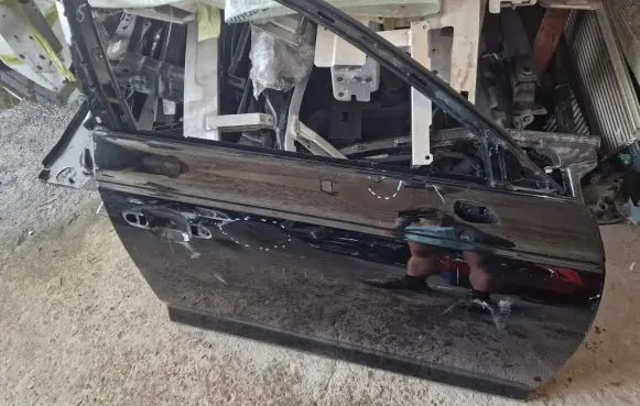 Audi A4 S4 B9 Front door