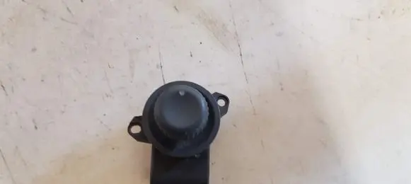 Renault Espace III Wing mirror switch 7700875674