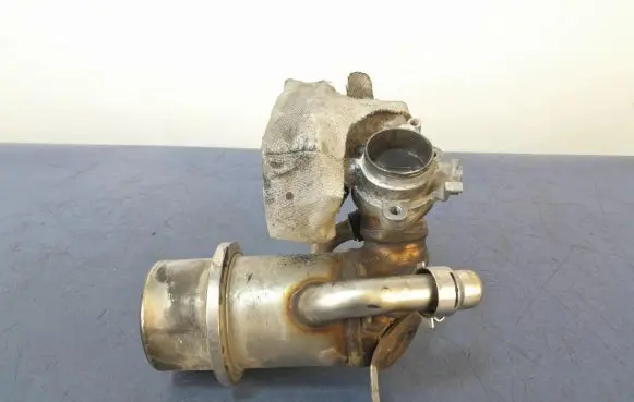 Volkswagen Arteon EGR valve cooler 04L131512BM