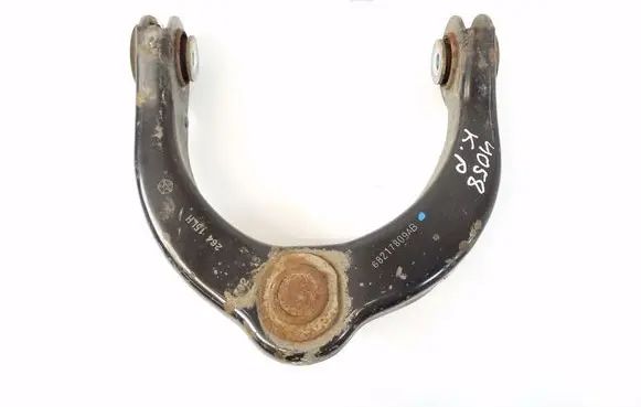 Jeep Grand Cherokee Front lower control arm/wishbone 68217809AB