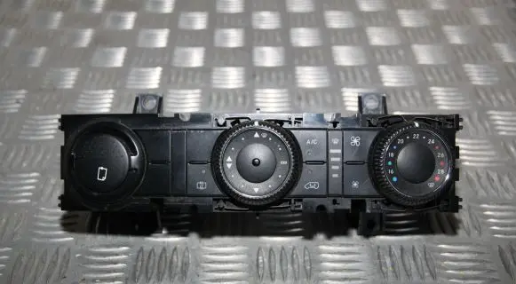 Mercedes-Benz Sprinter W906 Climate control unit A9068302085KZ 9068302085