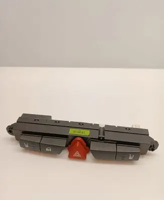 KIA Ceed Hazard light switch 937001H000 937001H010 202006302