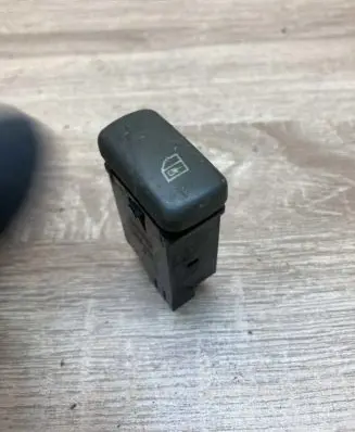 Volvo S40, V40 Electric window control switch 30850305