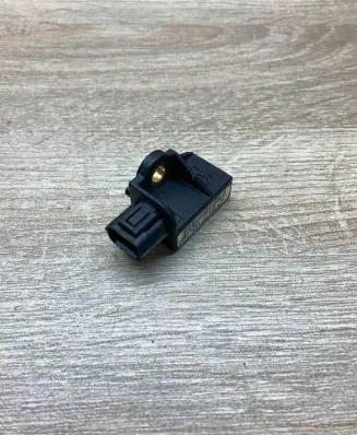 Honda CR-V Airbag deployment crash/impact sensor 77970SWAA113M1