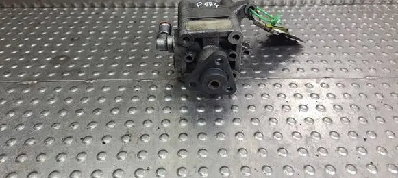 BMW 3 E46 Power steering pump 6750111B 7613955116