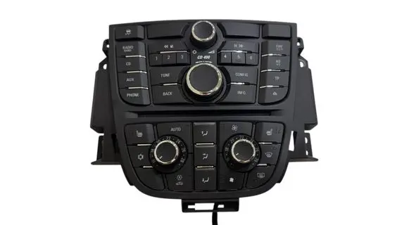 Head unit multimedia control