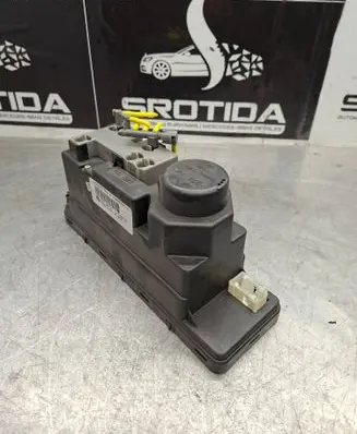Mercedes-Benz E W210 Central locking vacuum pump 2108002248 00782837