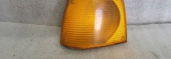 Audi 100 200 5000 C3 Front indicator light 443953049