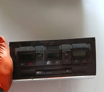 Audi A4 S4 B7 8E 8H Climate control unit 8E0820043H 0710253
