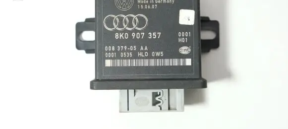 Audi A4 S4 B8 8K Light module LCM 8K0907357