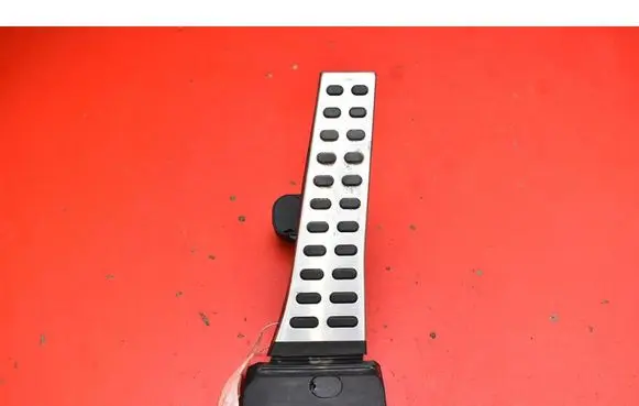 Hyundai Tucson JM Accelerator throttle pedal 32700N7110