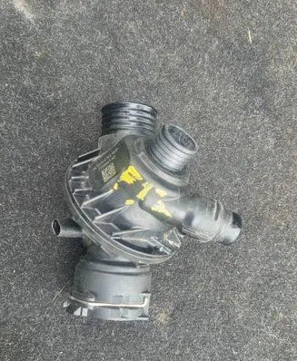 BMW 3 F30 F35 F31 Thermostat 7598865