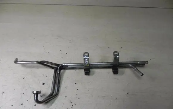 Skoda Fabia Mk2 (5J) Oil fill pipe 03F121497A VD6711