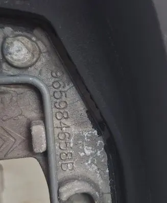 Peugeot 5008 Steering wheel 965984658B