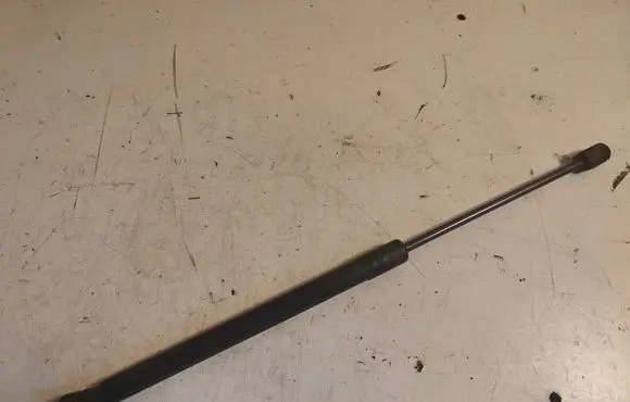 Audi A6 Allroad C6 Tailgate strut 