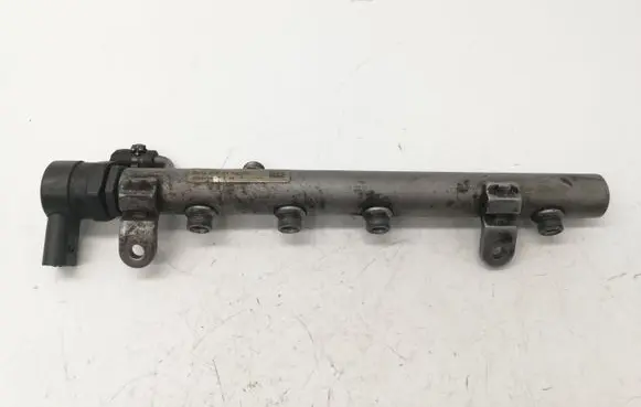 Mercedes-Benz ML W164 Fuel main line pipe A6420700495 A6110780449