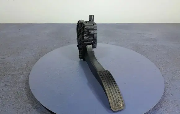Ford Mondeo MK V Accelerator throttle pedal DG9C-9F836-AD