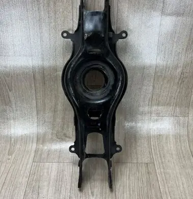 Chevrolet Camaro Rear control arm 84382227RH 84382227