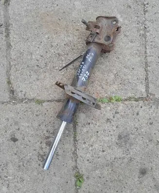 Opel Zafira B Front shock absorber/damper 24466547 22214013 368135153