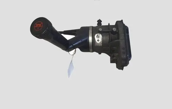 Peugeot 308 Power steering pump 9684979180 A0015321