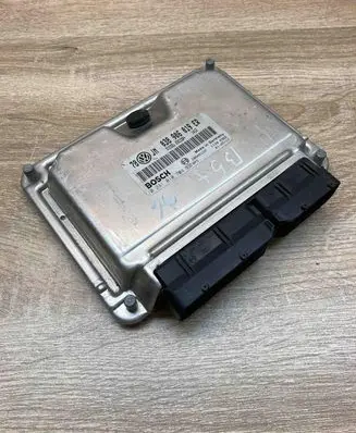 Volkswagen PASSAT B5.5 Engine control unit/module ECU 038906019ER 0281010764