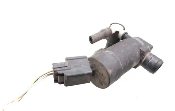 Ford Focus C-MAX Windscreen/windshield washer pump 1S7117K624FE