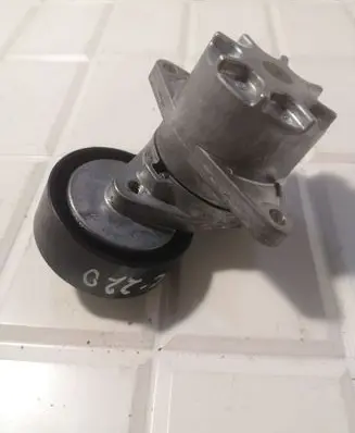 Mercedes-Benz C W202 Alternator belt tensioner 