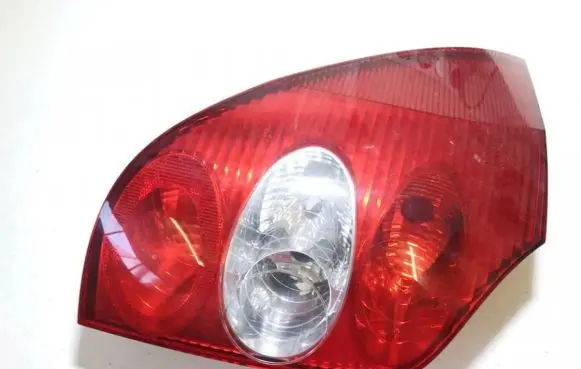 Renault Laguna II Rear/tail lights 8200002471