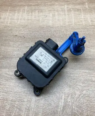 Audi A4 S4 B5 8D Air flap motor/actuator 8D1820511B 0132801116