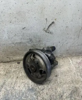 Renault Scenic I Power steering pump