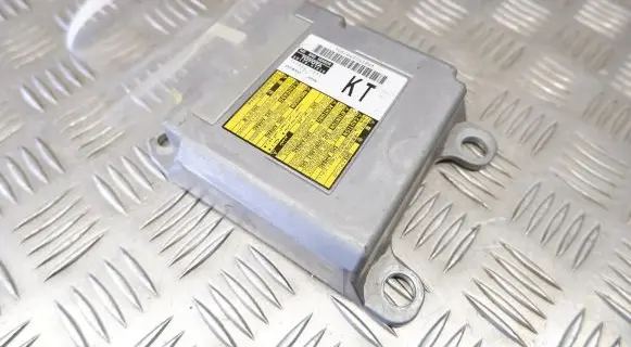 Toyota Prius (XW50) Airbag control unit/module 8917047630