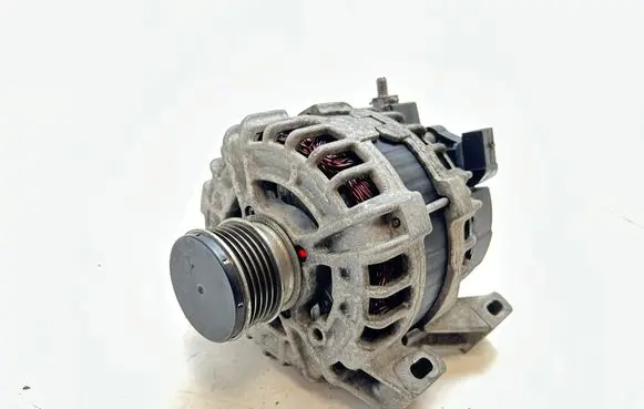 Volvo XC70 Generator/alternator 0125811110