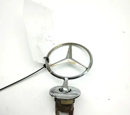 Mercedes-Benz S C217 Manufacturers badge/model letters A2228101200