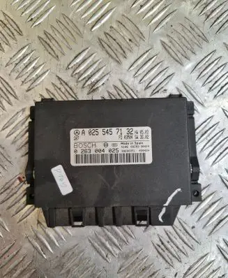 Mercedes-Benz E W211 Parking PDC control unit/module A0255457132