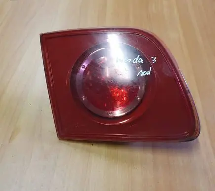 Mazda 3 I Tailgate rear/tail lights P2775