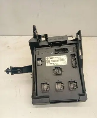 Audi A4 S4 B8 8K Comfort/convenience module 8K0907063P 10025001 F005V00851