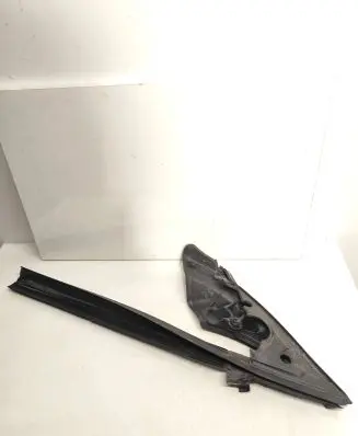 BMW 6 F12 F13 Front door glass trim molding 7217491