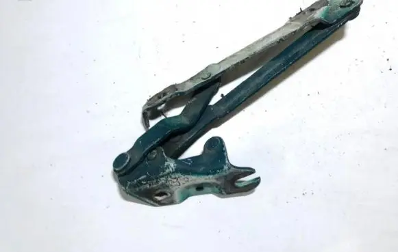 Volkswagen Polo III 6N 6N2 6NF Tailgate/trunk/boot hinge 6k5827302