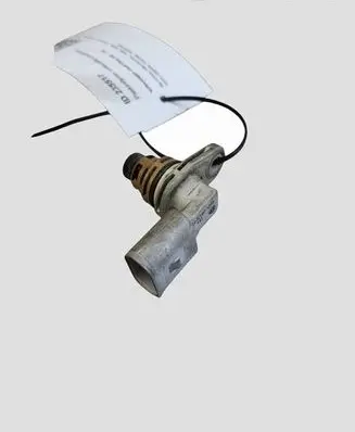 Volkswagen Golf Plus Camshaft position sensor 030907601E